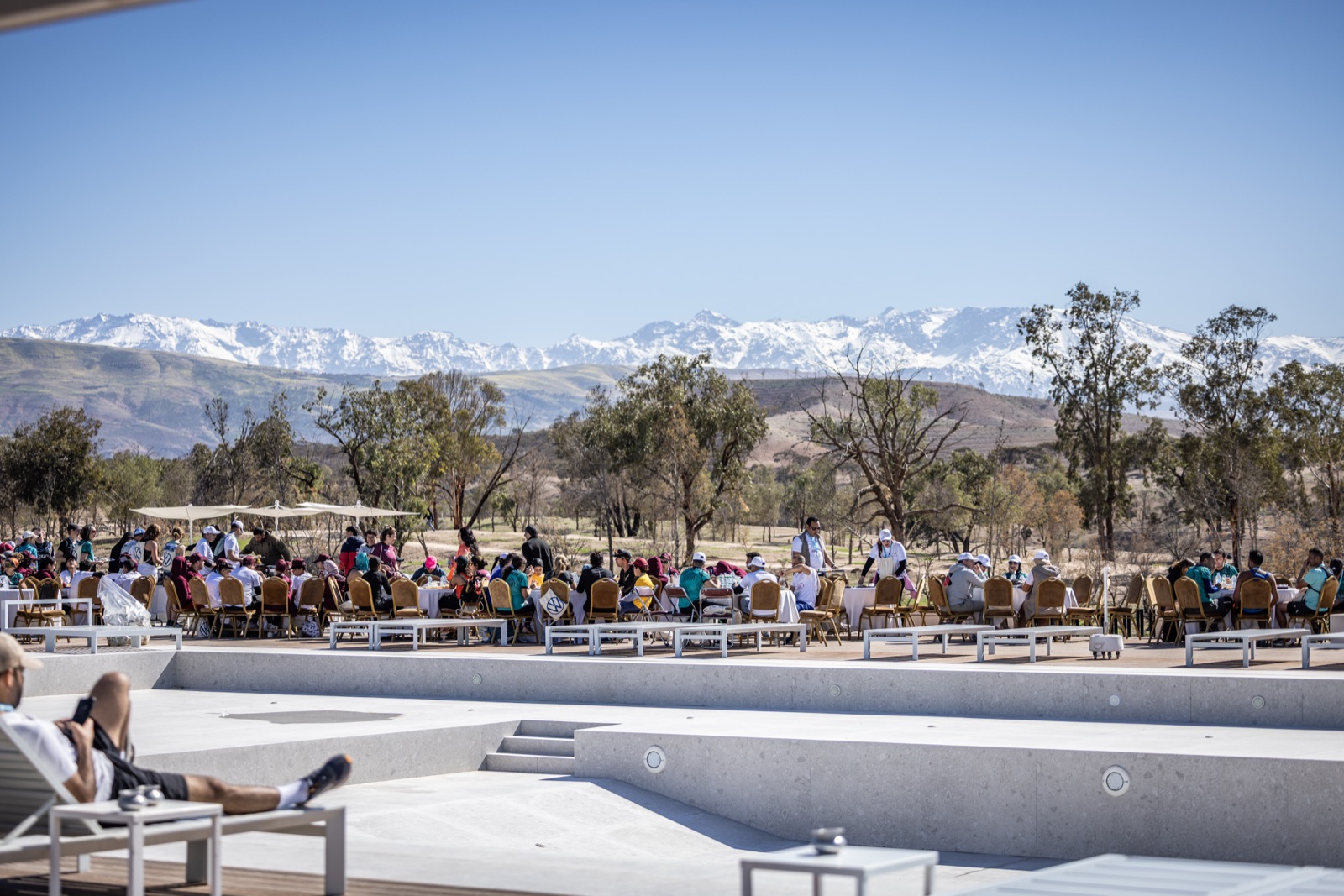 Repas des participants au village de course JET ATLAS