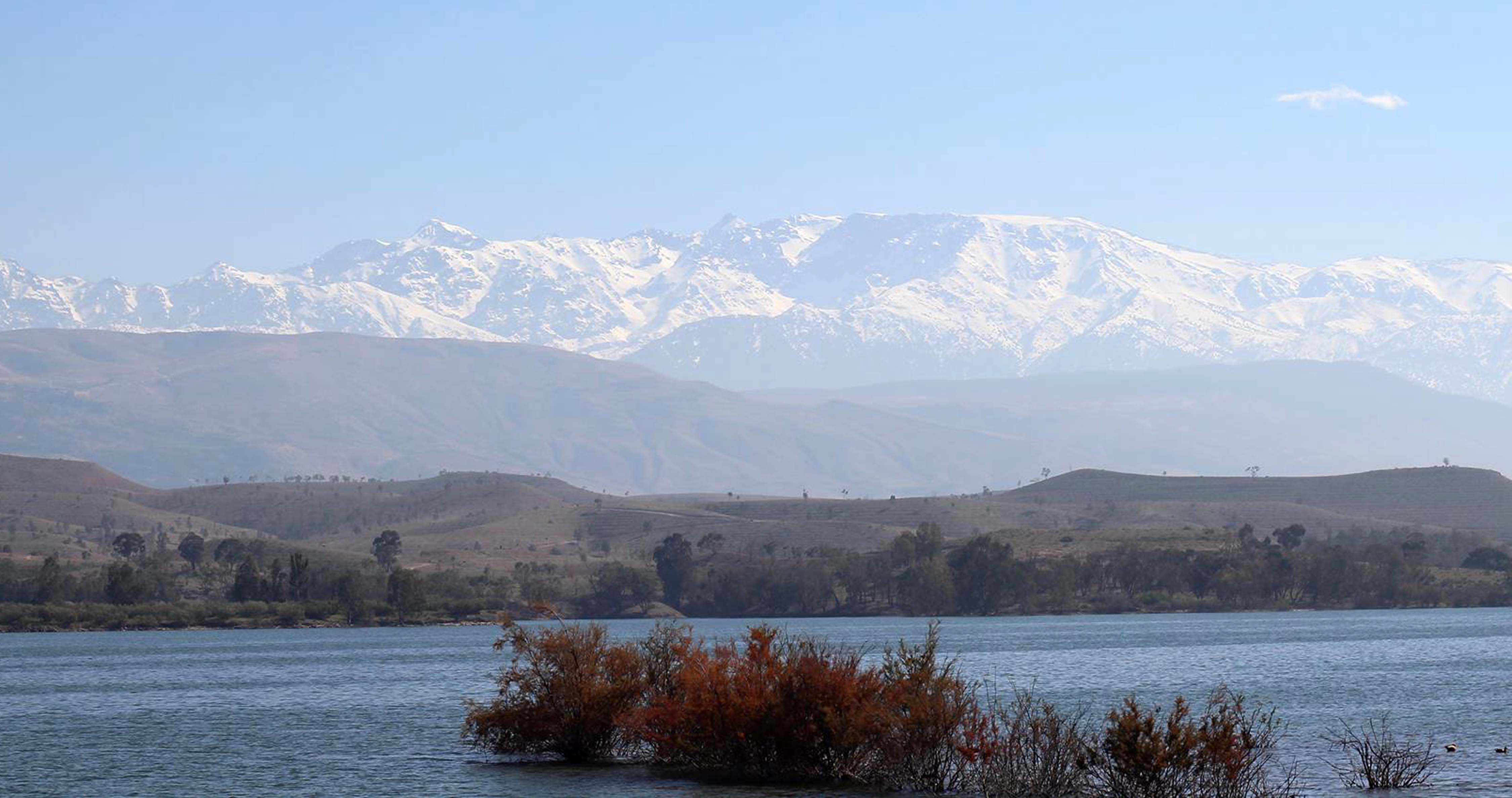 Trail autour du lac Lalla Takerkoust au Maroc
